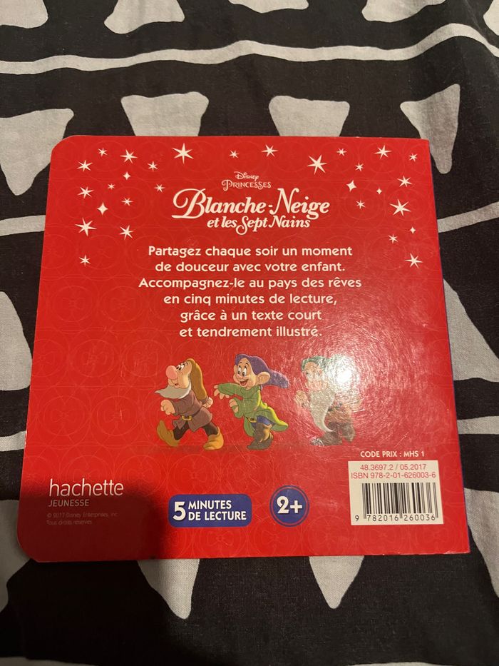 Livre enfant Disney mon histoire du soir blanche neige et les 7 nains l’histoire du film - photo numéro 2