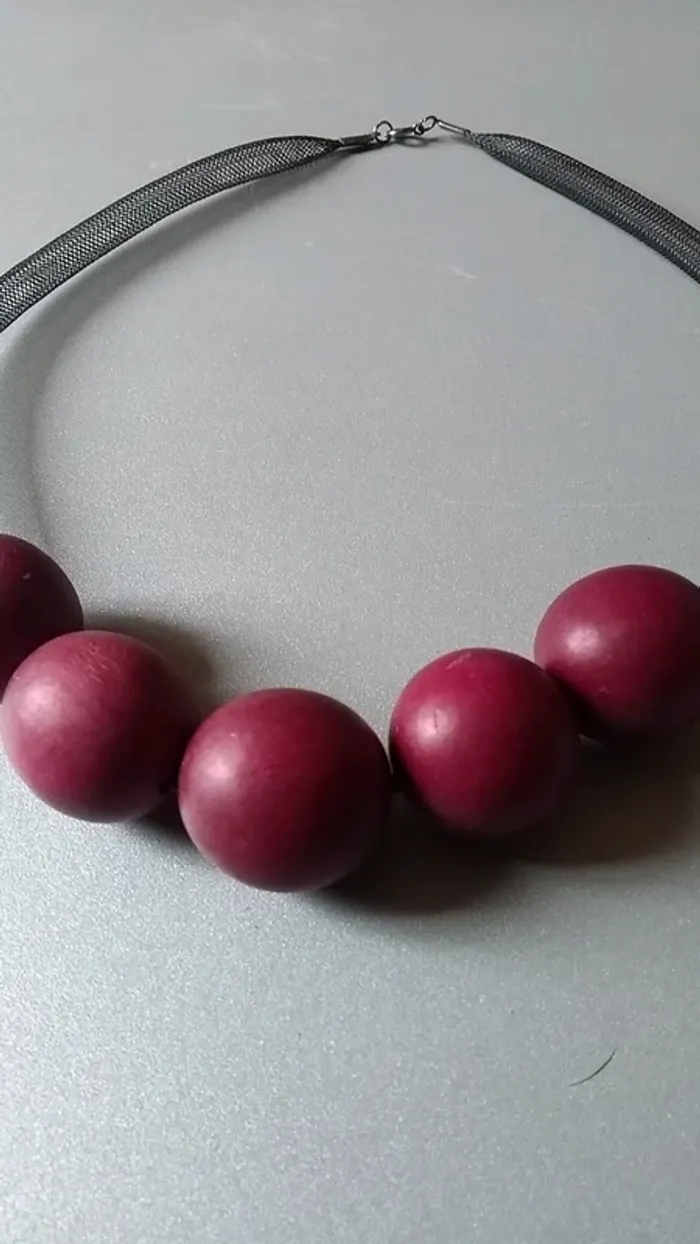 Collier prune bois et maille "Filet" - photo numéro 4