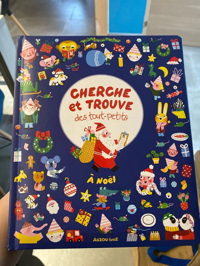 Cherche et trouve des tout petits Noël
