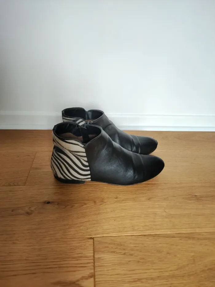 Bottines noires et zébrées - 39 - bon état - Vanessa Wu