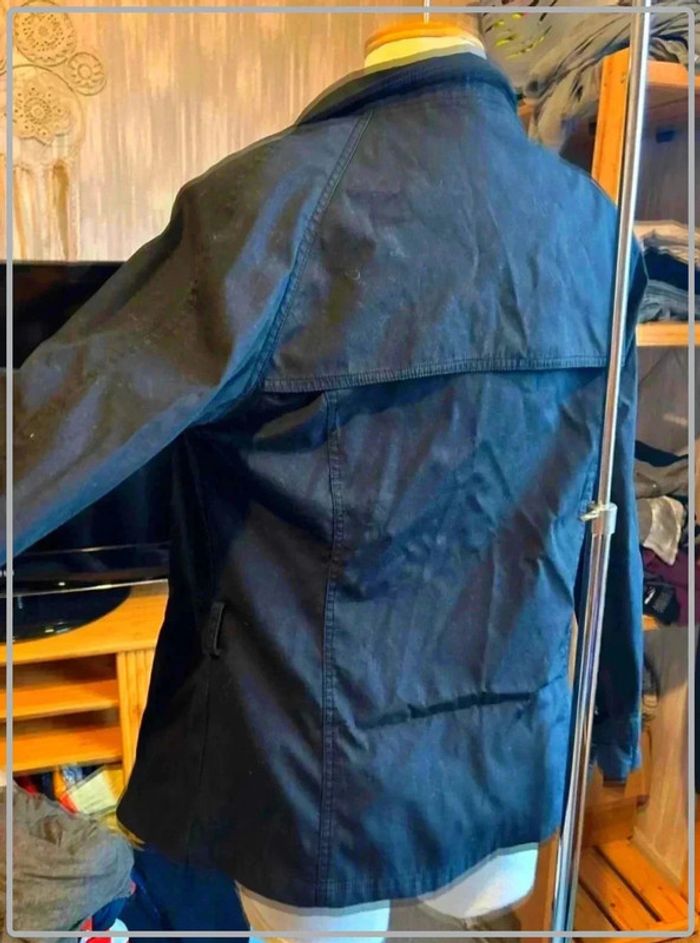 Très jolie manteau taille 38 - photo numéro 3