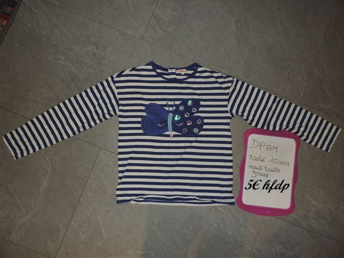 tee shirt DPAM noté taille 10 ans mais taille grand