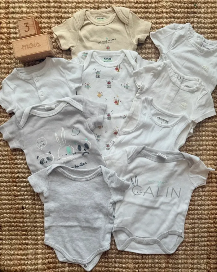 Lot body 3mois / 60cm