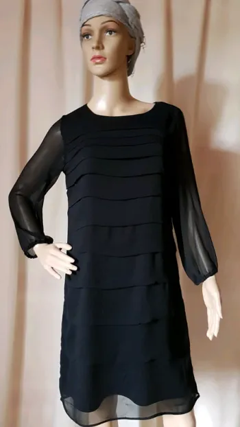 Robe  vintage noire phildar