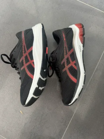 Jolie baskets Asics