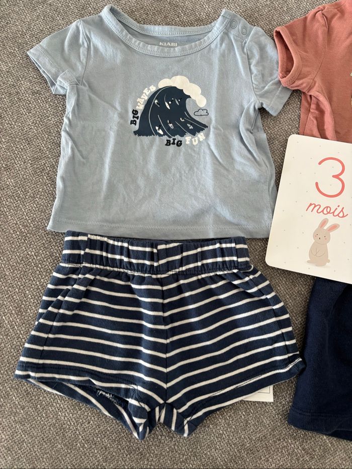 Lot ensemble short t-shirt 3 mois - photo numéro 2