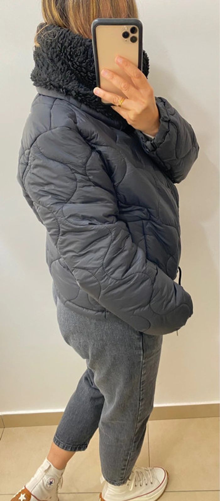 Veste  Courte Matelassée Noire Avec Un Grand Col Fausse Fourrure Taille Unique - photo numéro 6