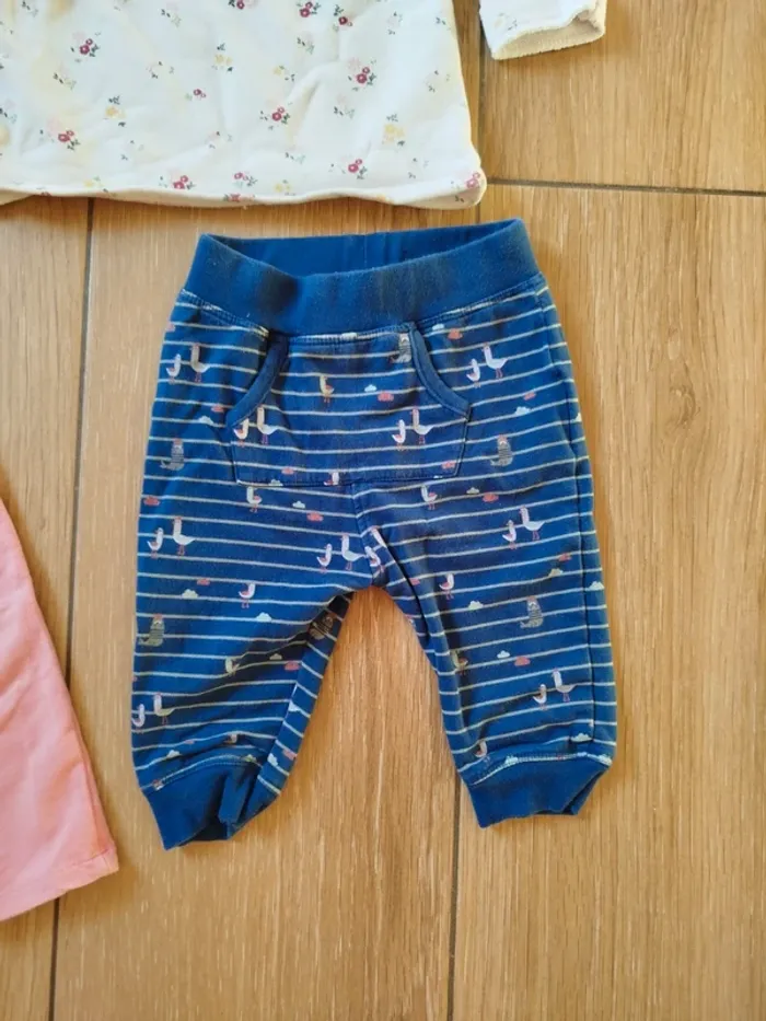 Lot vêtements automne/hiver bébé fille 6 mois - photo numéro 4