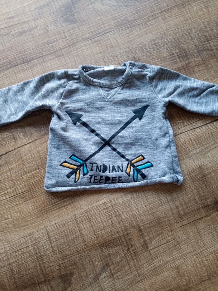 Pull mixte 6 mois