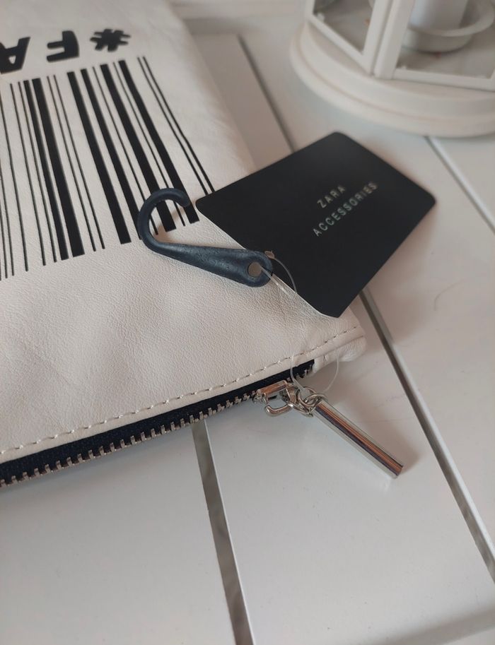 Pochette zippée blanc/noir FashionCode Zara neuve👝 - photo numéro 3