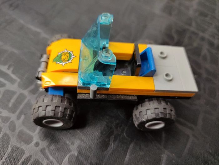 Petit buggy LEGO - photo numéro 2