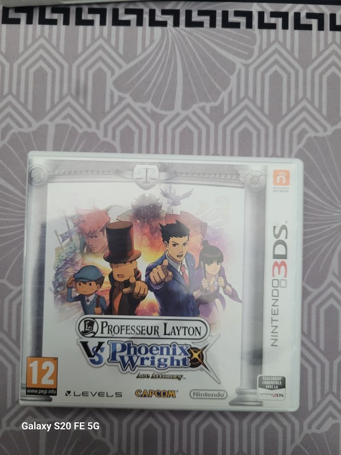 Professeur layton vs Phoenix Wright