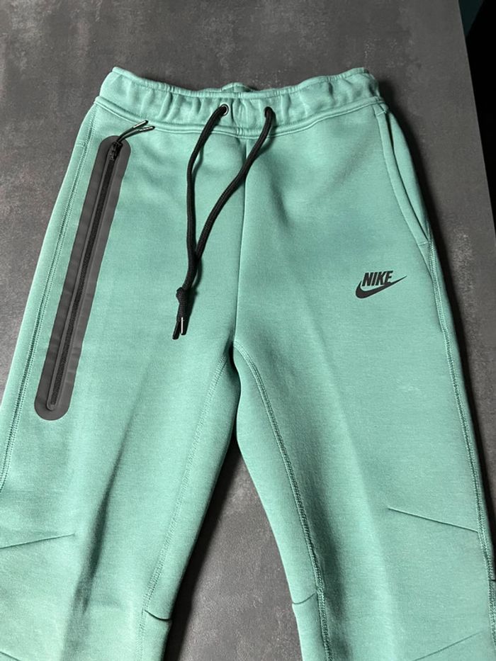Jogging Nike Tech taille XS homme - photo numéro 2