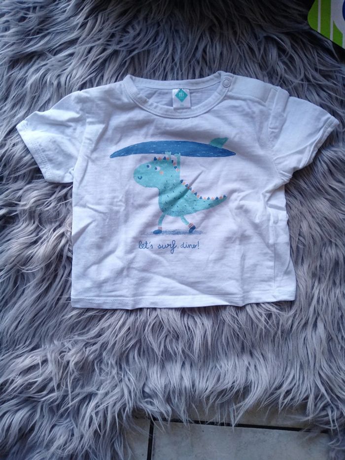 Tee shirt 6 mois - photo numéro 2