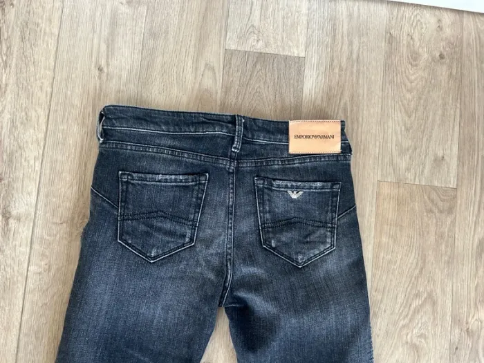 Emporio Armani jeans gris push up  taille Fr 36  / us 26 - photo numéro 6