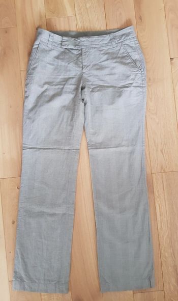 Très beau Pantalon gris