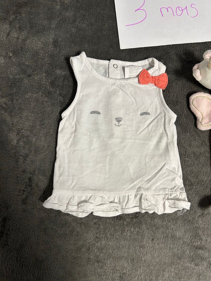 T-shirt été 3 mois - photo numéro 2