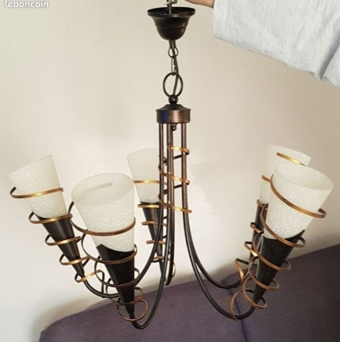 Lustre en très bon état - photo numéro 2
