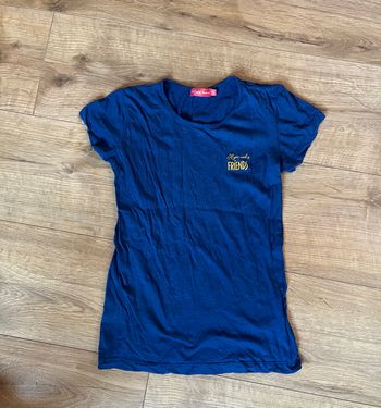 Tee shirt bleu marine