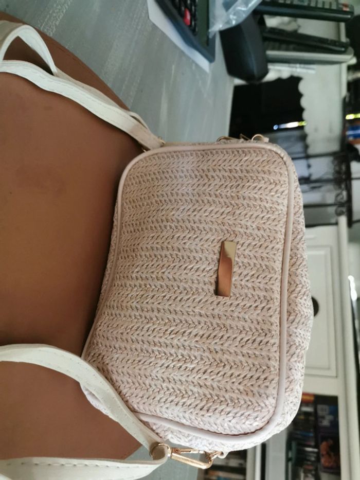 Sac en paille en bandoulière femme tendance - photo numéro 2