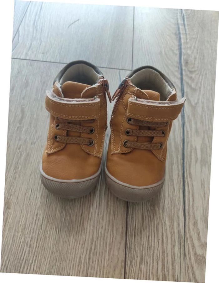 Chaussures Camel pointure 20 - photo numéro 3