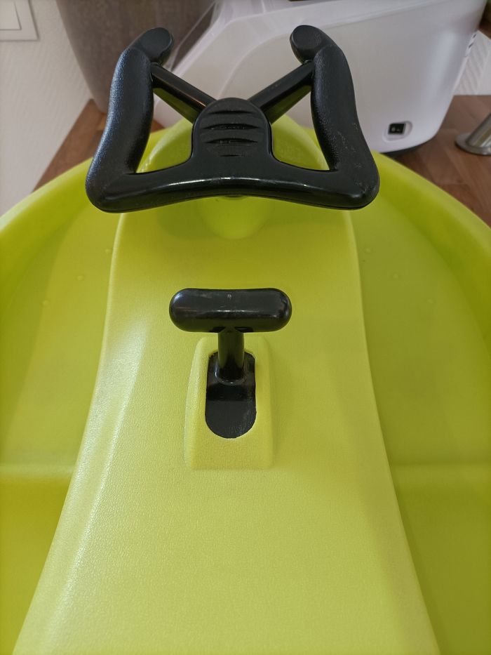 Luge Snow Racer avec volant et freins anis et noire EDA - photo numéro 6