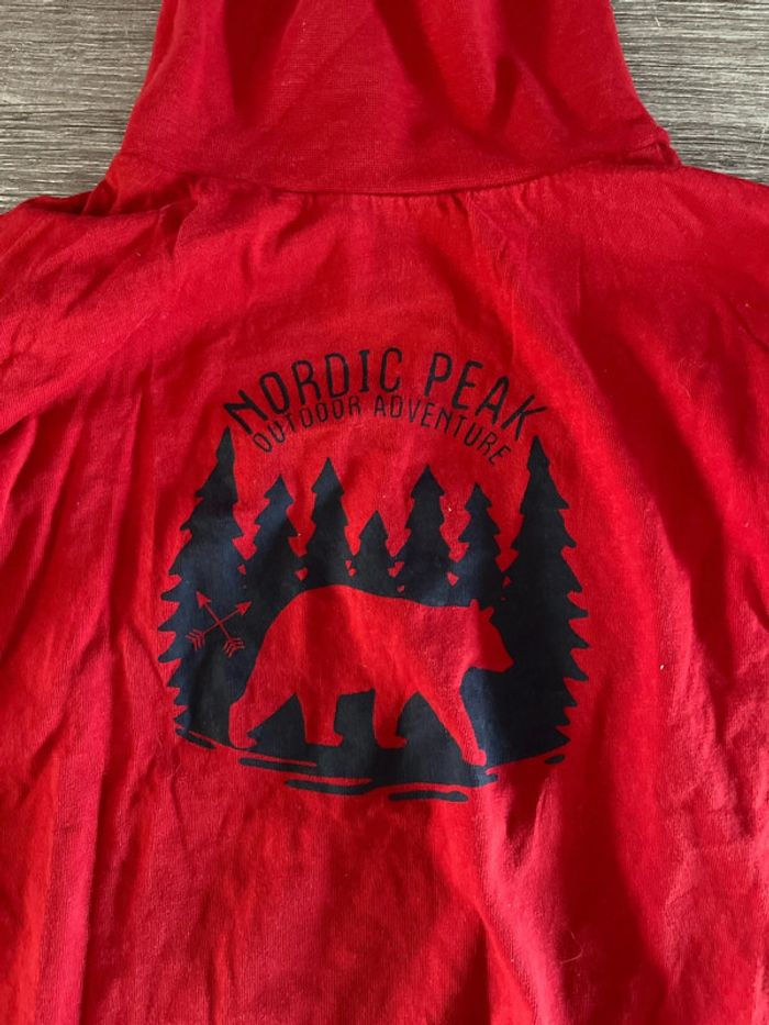 T shirt neuf - photo numéro 2