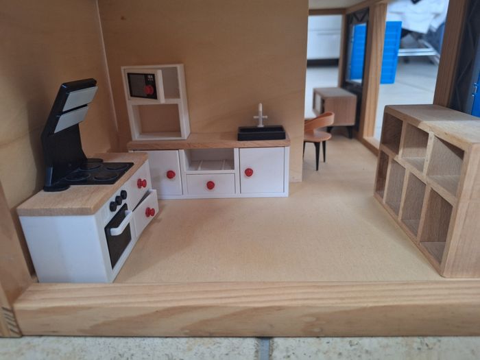 Maison de poupée en bois - photo numéro 4