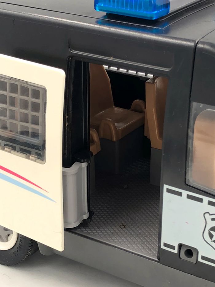 Playmobil Camion de police sonore et lumineux + figurines et accessoires - photo numéro 9