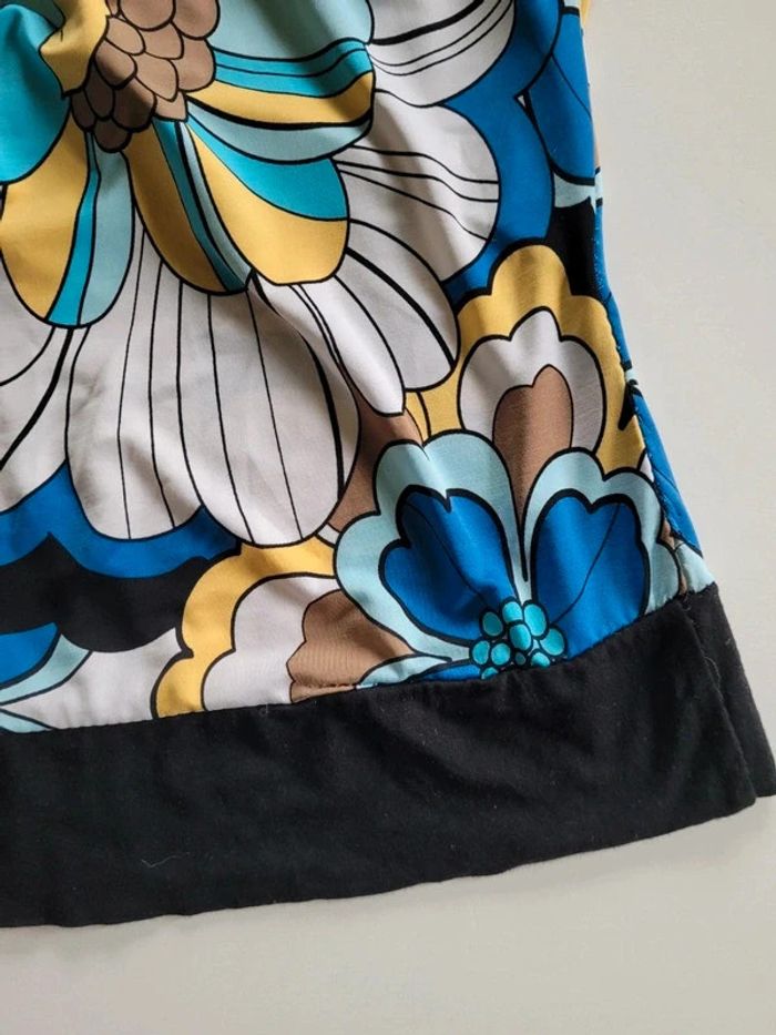 Haut à fleur - photo numéro 3