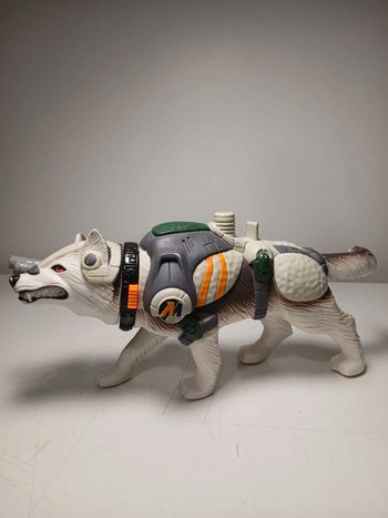 Wolf chien loup action man mission polaire arctic