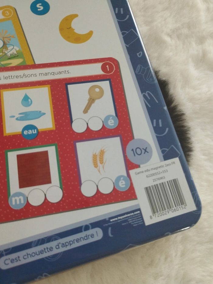 Jeux d'apprendre les mots avec des aimants boîte en métal neuf jamais utilisés - photo numéro 9