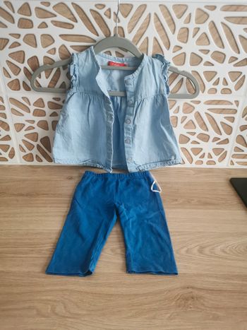 Chemise en jean et legging assorti