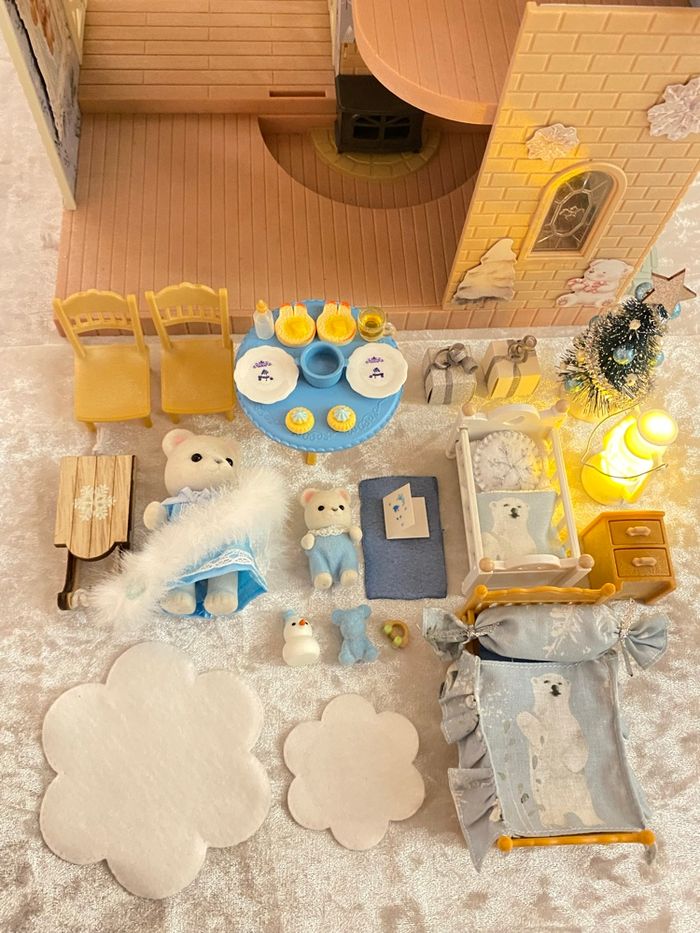 Bluebell cottage maison complète toit bleu Sylvanian ours polaire noël - photo numéro 5