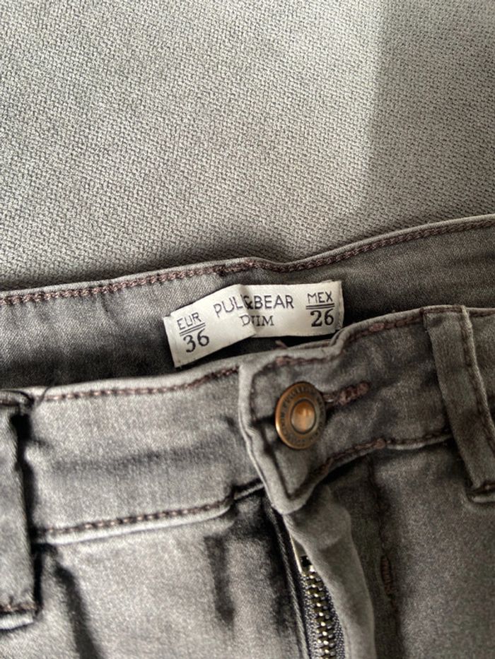 Jeans Pull & Bear gris - photo numéro 5