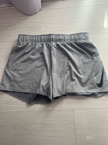 Short Nike dri fit M