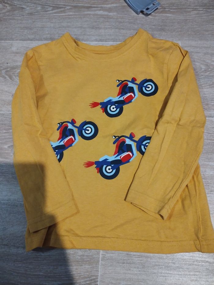 Lot vetement 4ans - photo numéro 9