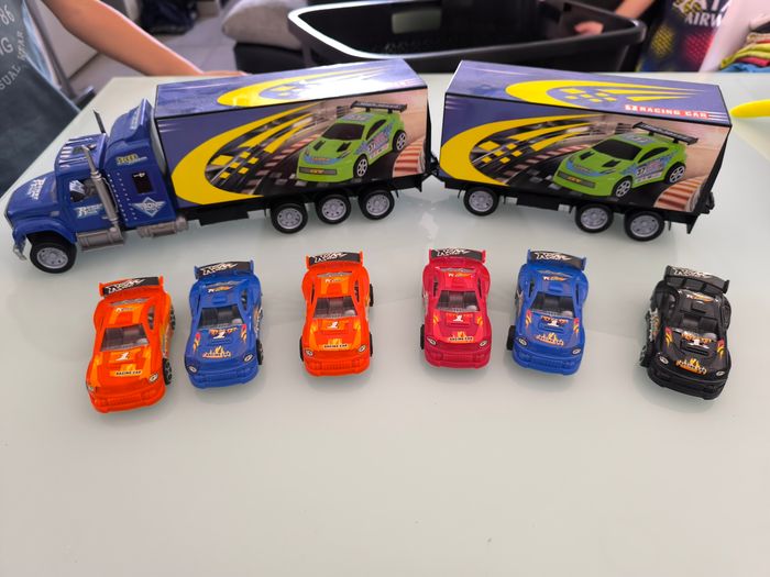 Camion + voitures - photo numéro 2