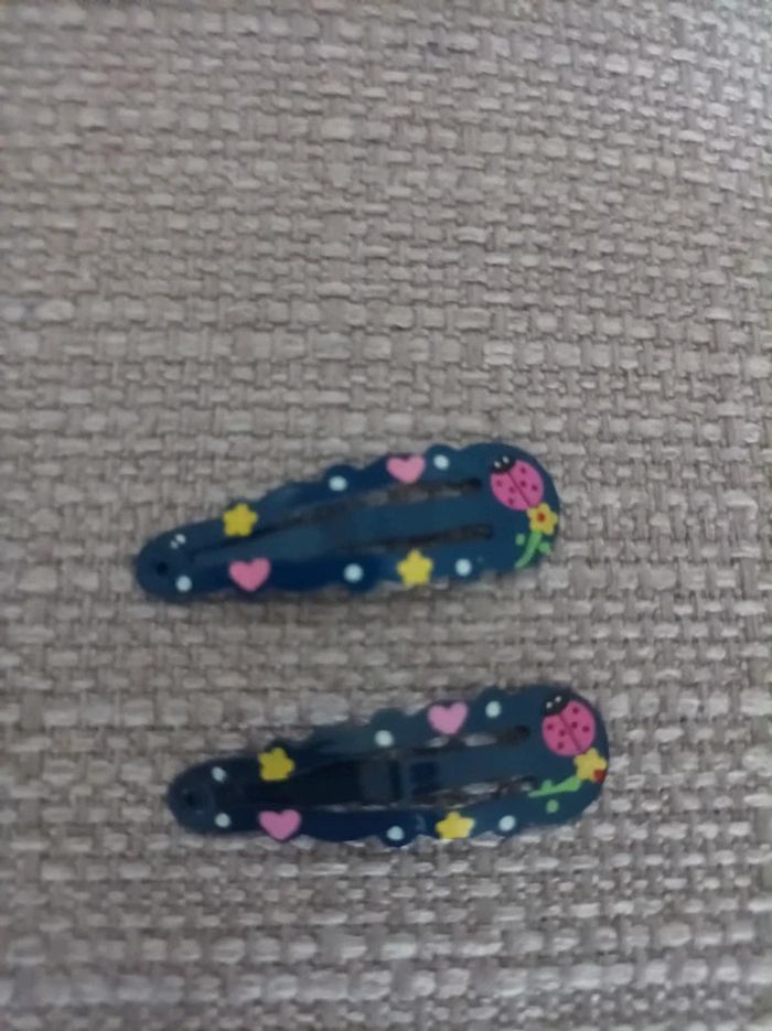 Jolies barrettes coccinelle 🐞 - photo numéro 3