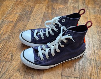 Basket converse Chuck Taylor bleu et touge taille 33.5 mixte
