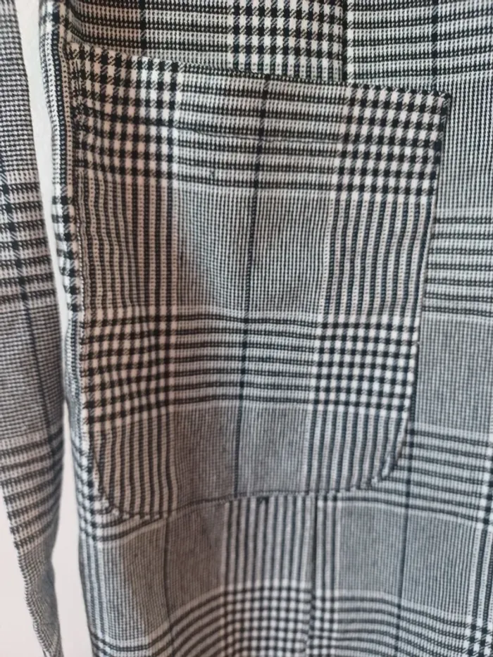 Mini robe à bouton - photo numéro 10