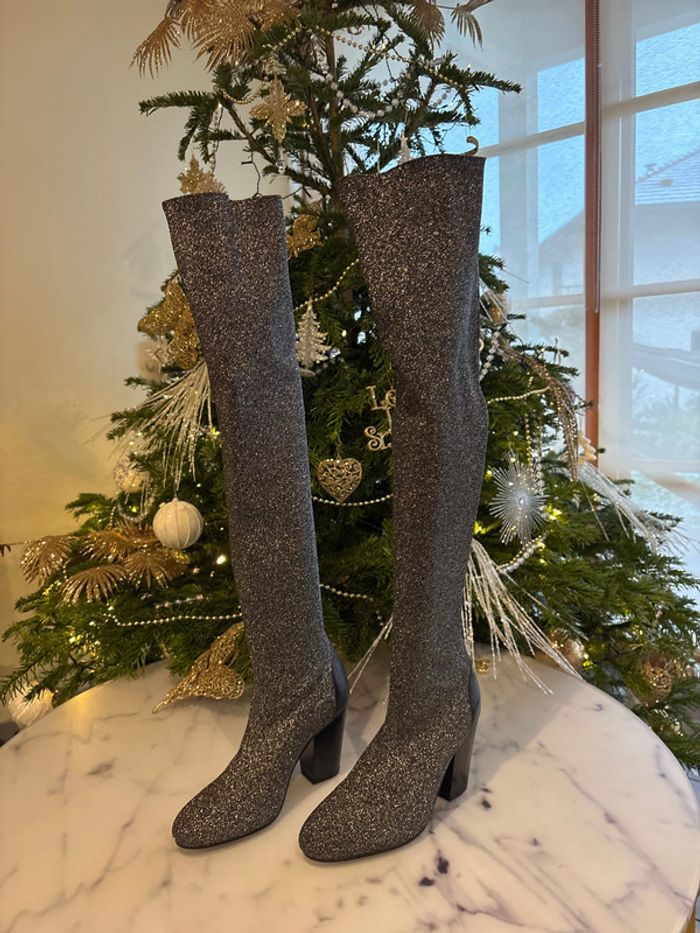 Bottes chaussettes argentées et noires