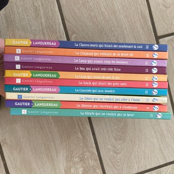 Lot 10 livres mamie poule raconte