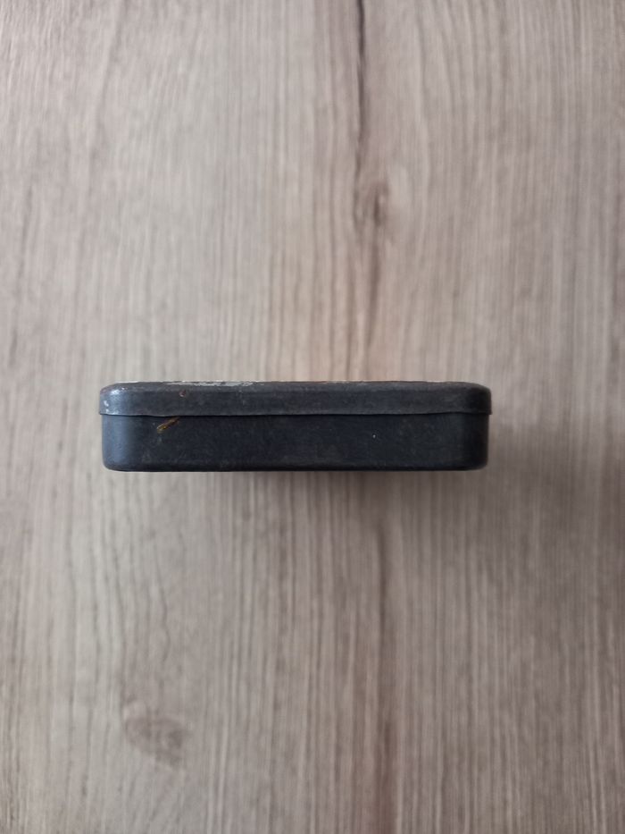 Boite ancienne en métal. - photo numéro 6