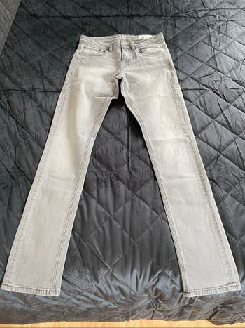 Jean homme Jules gris slim W28 L34 très bon état
