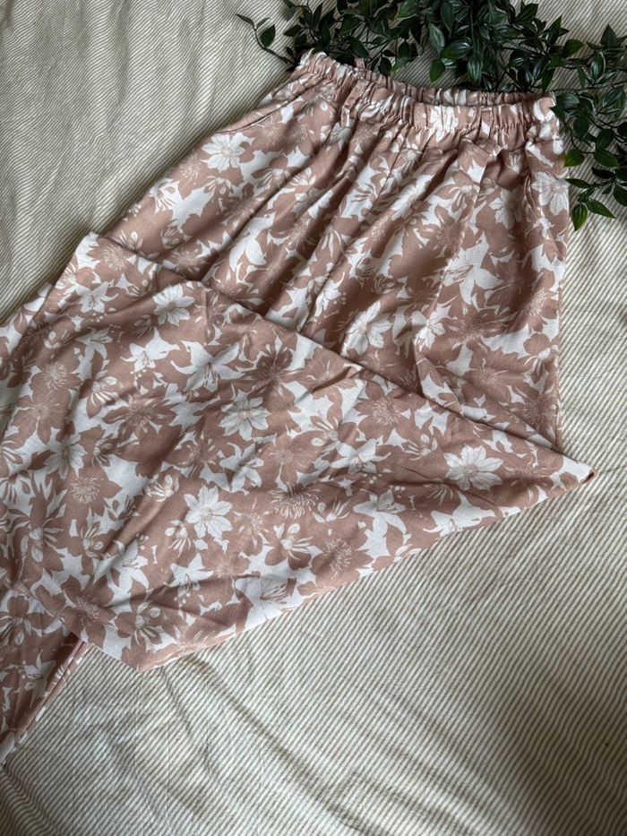 Pantalon effet lin motif fleurs rose - photo numéro 3