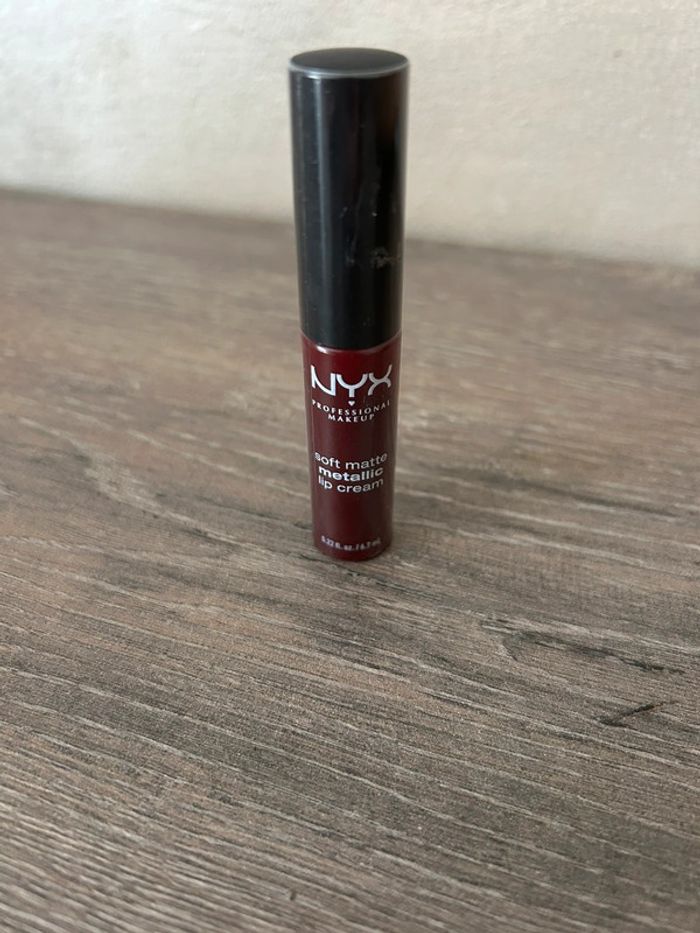 Rouge à lèvre Nyx neuf sous blister Copenhagen