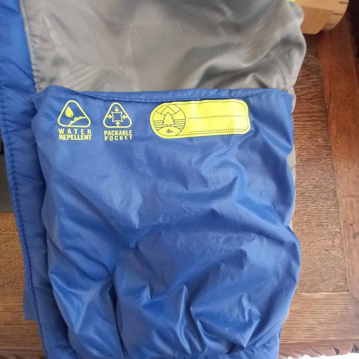 Lot 5 vestes 5 ans - photo numéro 7