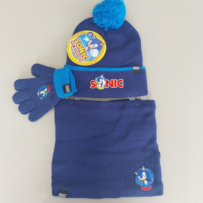 Ensemble bonnet + cache cou + gants sonic