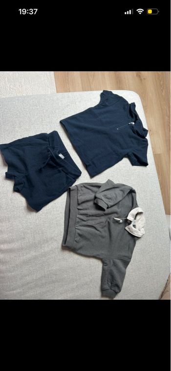 Lot vêtement bébé h&m taille 4-9 mois 